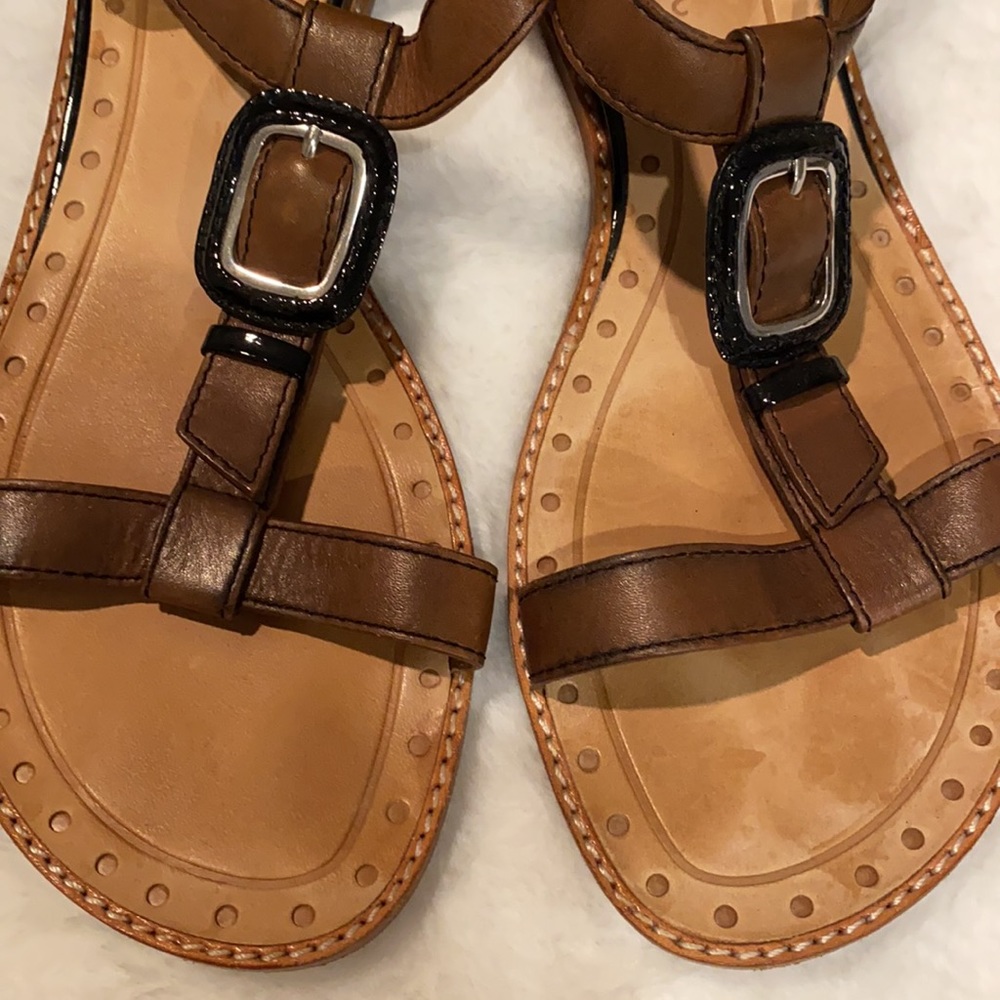 Cole Hann Sandal - Picture 2 of 9